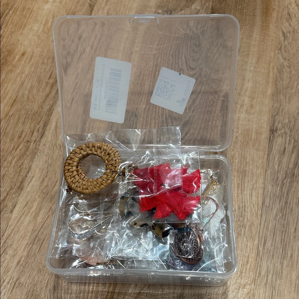 Assorted Earring Collection - Picture 14 of 14